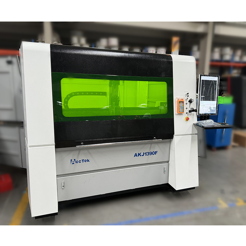 JINAN CNC معدات الصناعة Raycus - مراجعة Industrial Laser Price وسعره